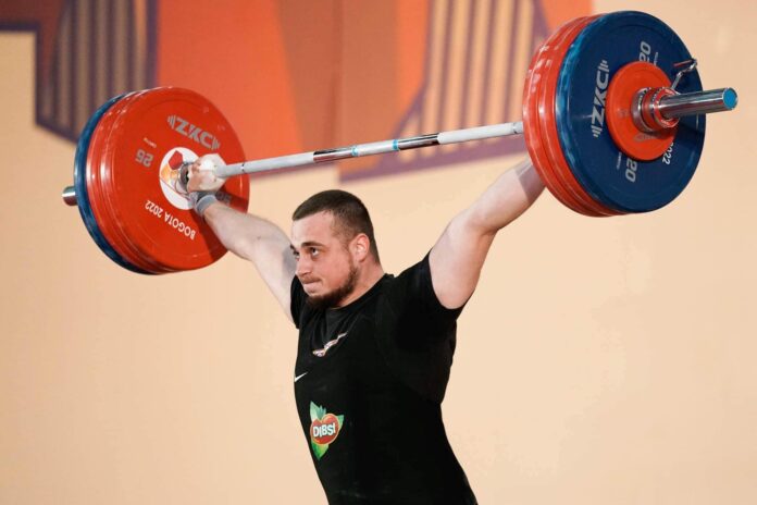 Дейвид Фишеров вдигане на тежести