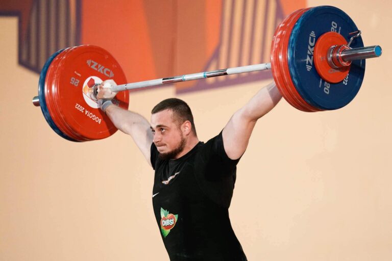 Дейвид Фишеров вдигане на тежести