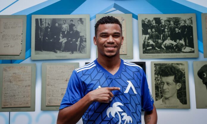 Левски Майкон