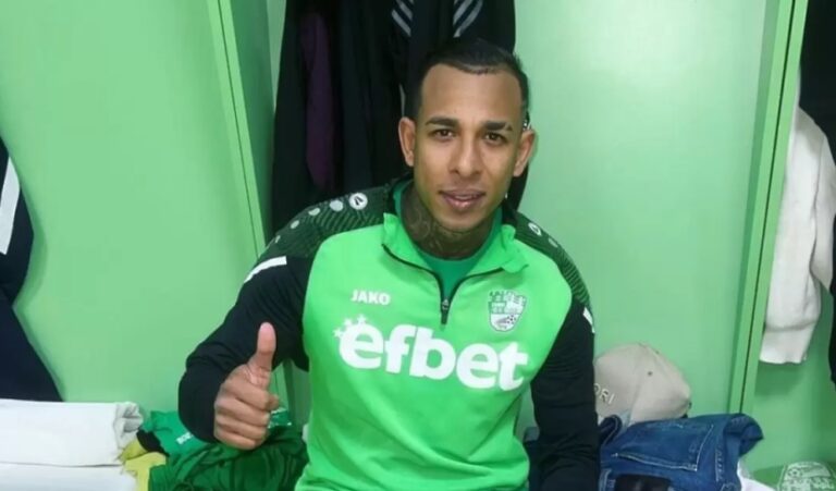 Себастиан Вия