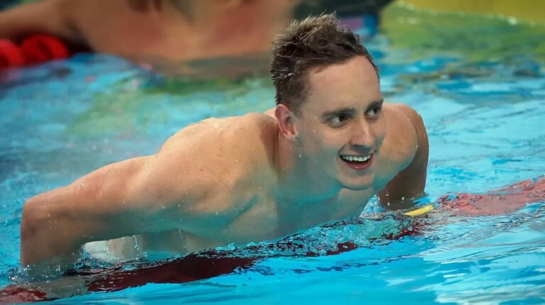 Любомир Епитропов плуване