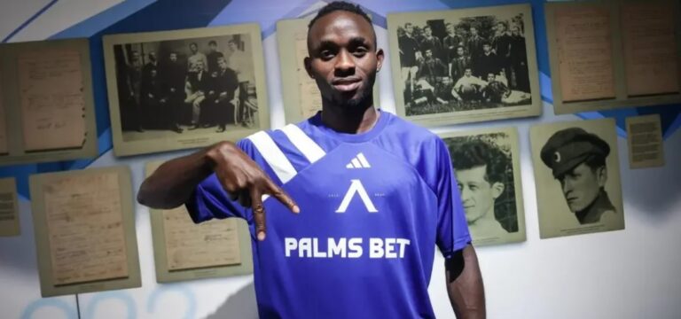 Икенна Левски